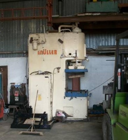 MULLER 100 TON C-FRAME HYDRAULIC PRESS