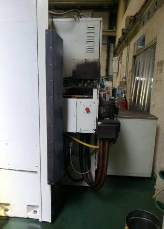 HURON DX CNC MILLING MACHINE