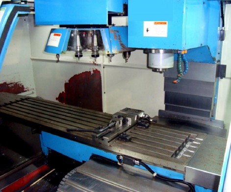 PHOENIX FM300 ATC CNC VERTICAL MACHINING CENTRE