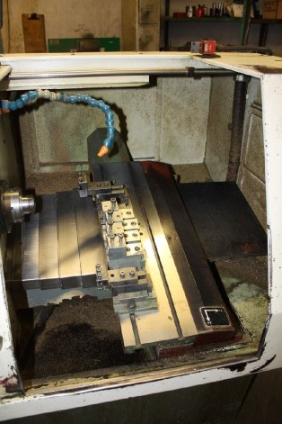 SUGA ANL-250 PLATEN TYPE CNC LATHE (FOR SPARES OR REPAIR - SEE DESCRIPTION)