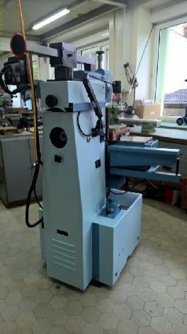 ACIERA F4 PRECISION WORKSHOP MILLING MACHINE WITH DRO