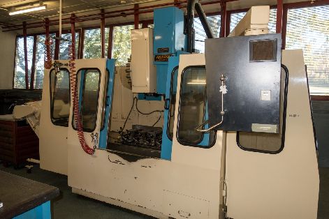AXA VSC-2-3000 AND ANAYAK ANAKMATIC 9 CNC VERTICAL MACHINING CENTRES LOT (2.94M X 600 X 600) AND  (1M X 534 X 510)