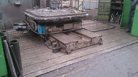 SKODA W160G HORIZONTAL FLOOR BORER WITH FLOOR PLATES AND SKODA E20 TABLE