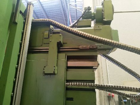 CORREA A35/30 CNC BED MILLING MACHINE WITH 4TH AXIS (3 X 1 X 1M)