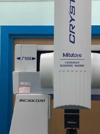 MITUTOYO CRYSTA-APEX-S 7106 CMM (CO-ORDINATE MEASURING MACHINE)